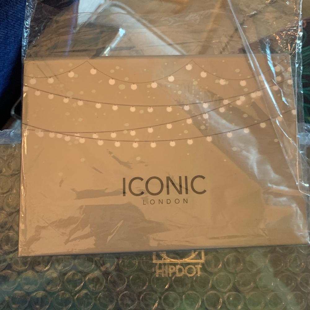 Makeup Bundle All New - Picture 2 of 5